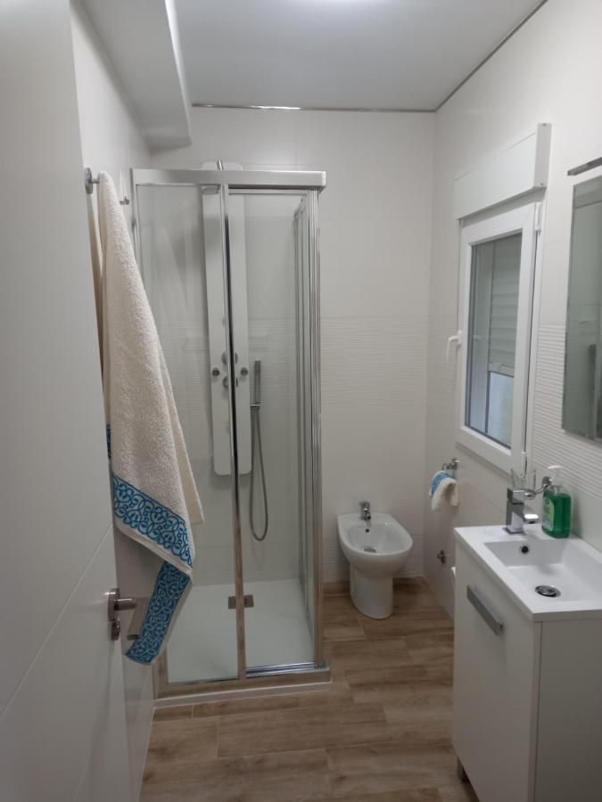 Apartamento A 350 Metros De La Playa Pobra Do Caraminal Buitenkant foto