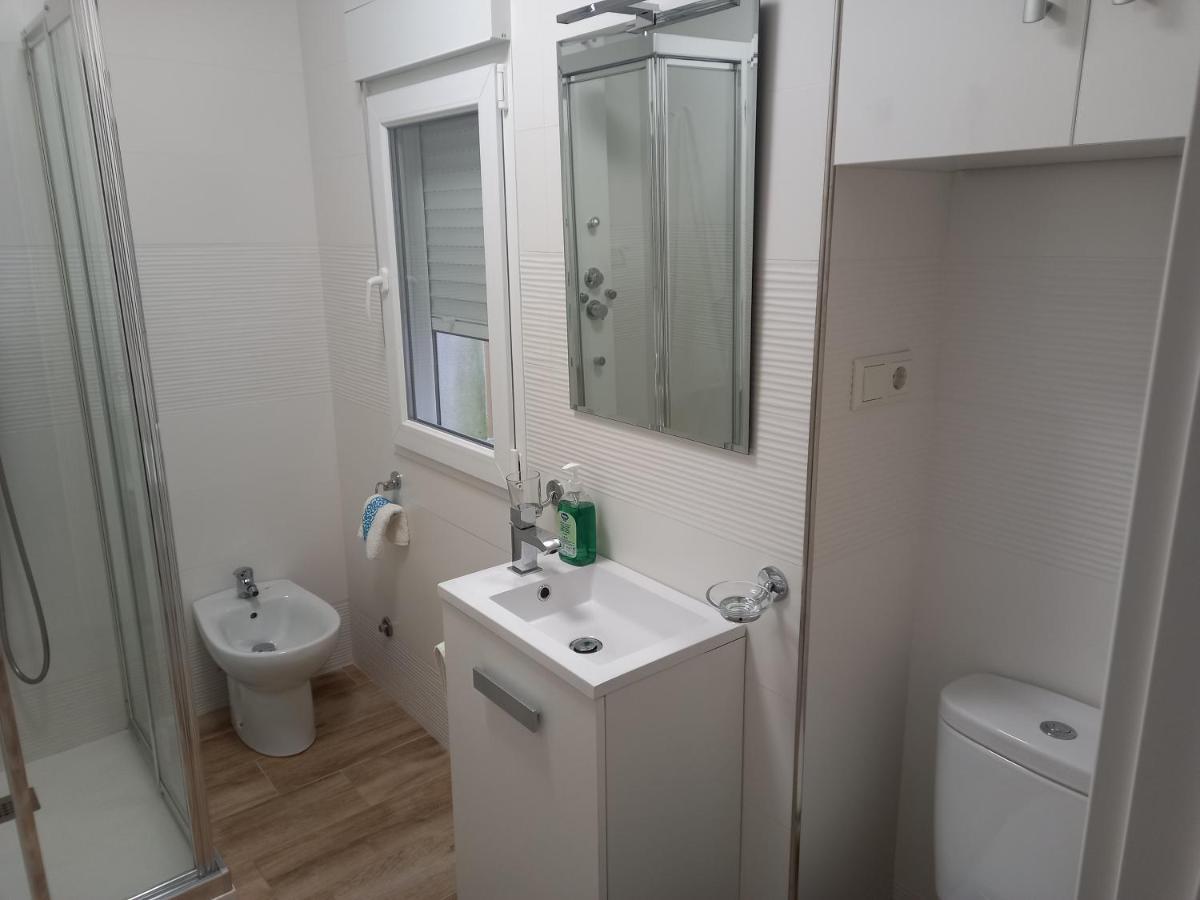 Apartamento A 350 Metros De La Playa Pobra Do Caraminal Buitenkant foto