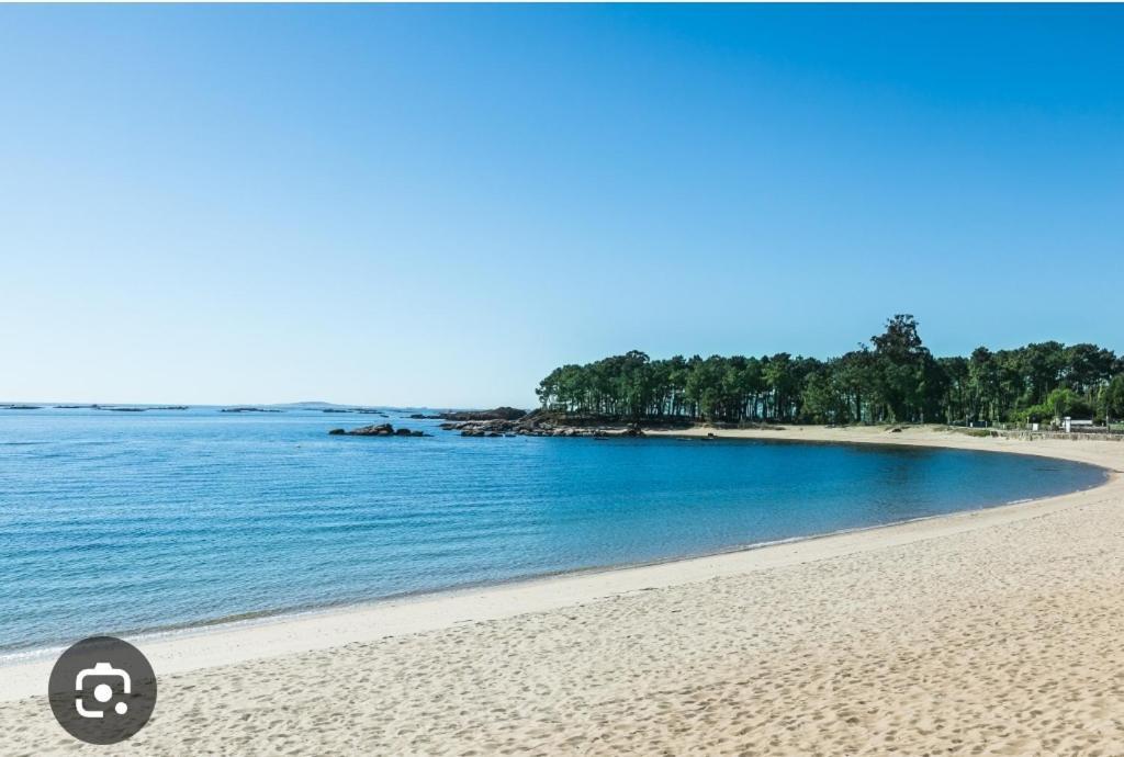 Apartamento A 350 Metros De La Playa Pobra Do Caraminal Buitenkant foto